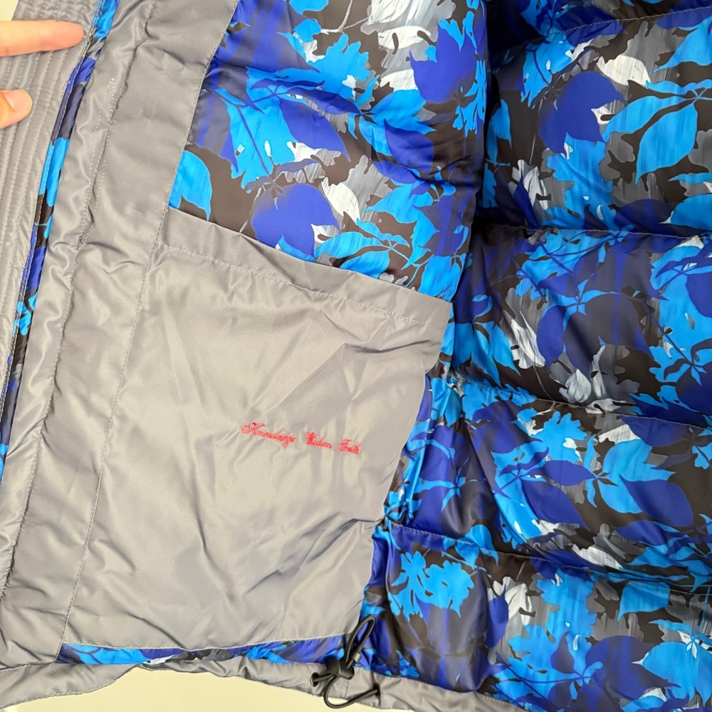 Robert Graham Gray Puffer Jacket - Picture 2 of 7